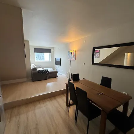 Sentral And Free Parking Apartamento *